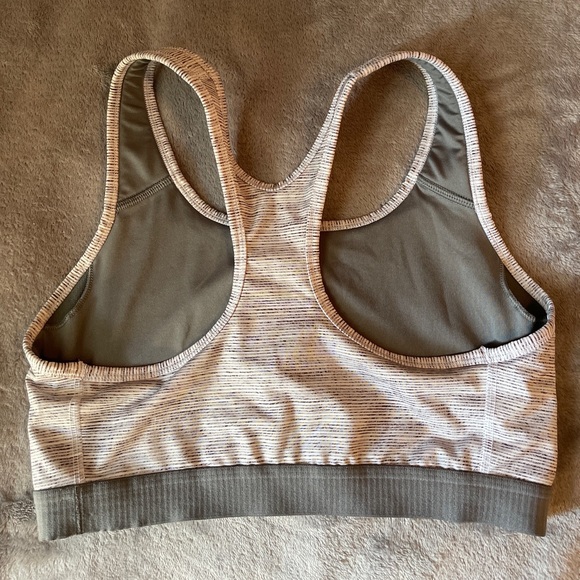 grey sports bra - Picture 2 of 2